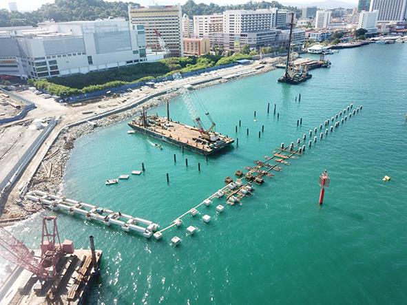 【冲刺四季度】提前23天！马来西亚亚庇新码头项目海上管桩施工顺利完成 马远鹏 摄影.jpg